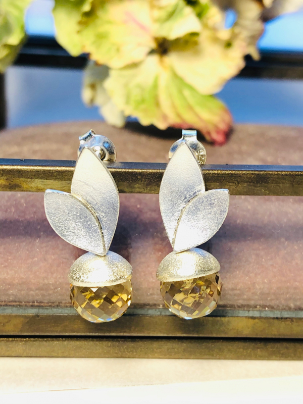 Sølv ørestikker med lys gul citrin